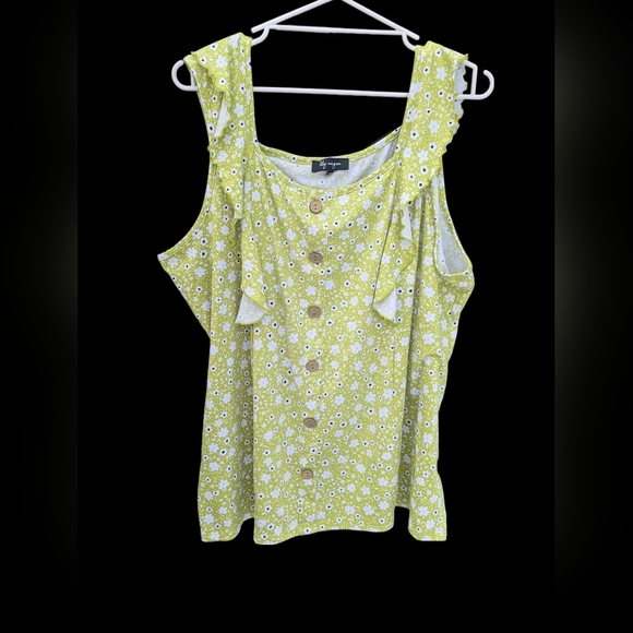 Bright And Summery Tank Top Yellow Woth Mini Daisy Floral - Picture 1 of 6